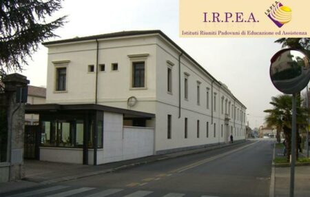 L'ingresso della sede della Fondazione IRPEA