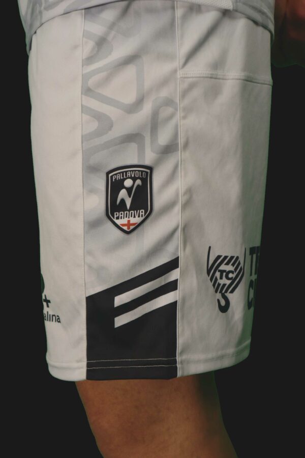 Away shorts 24_25 - immagine 2